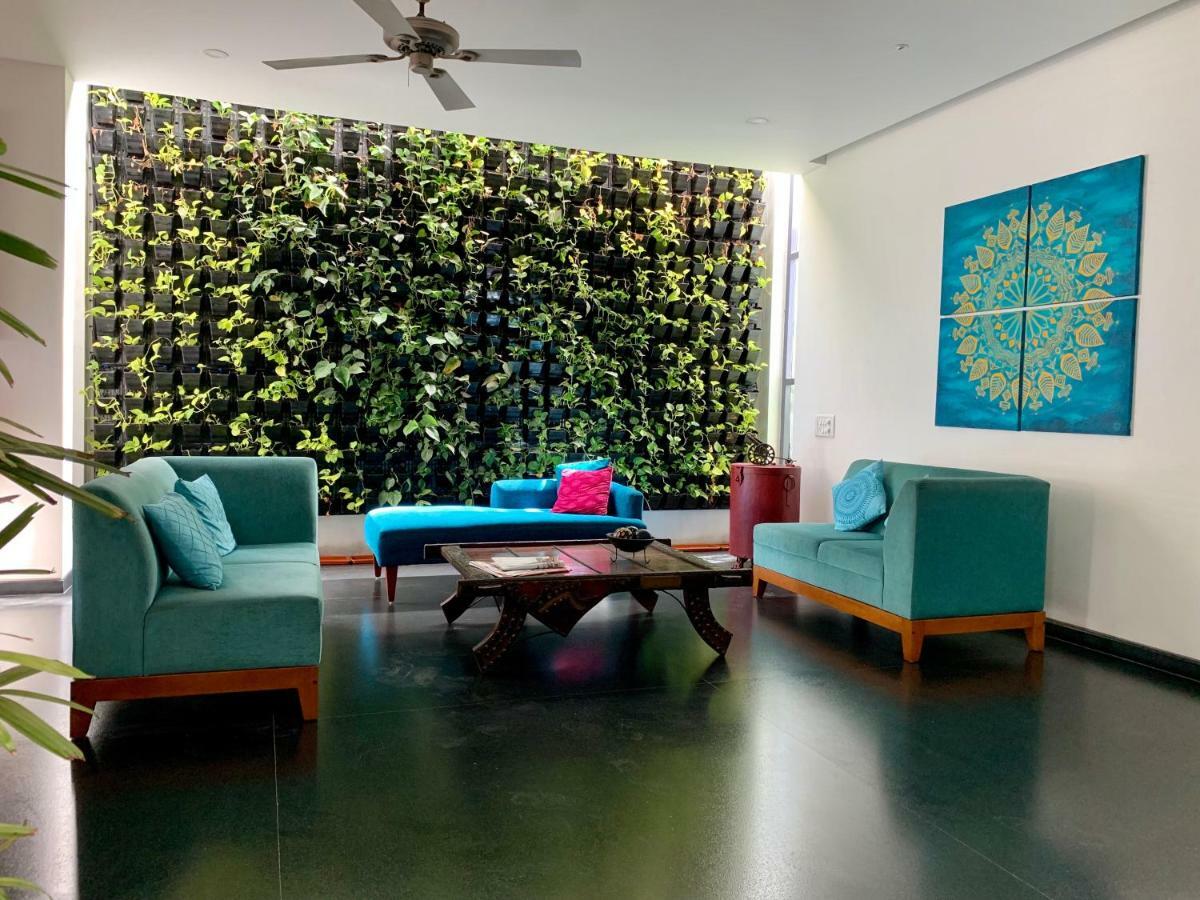 Aura Corporate Suites At Manyata Tech Park バンガロール エクステリア 写真