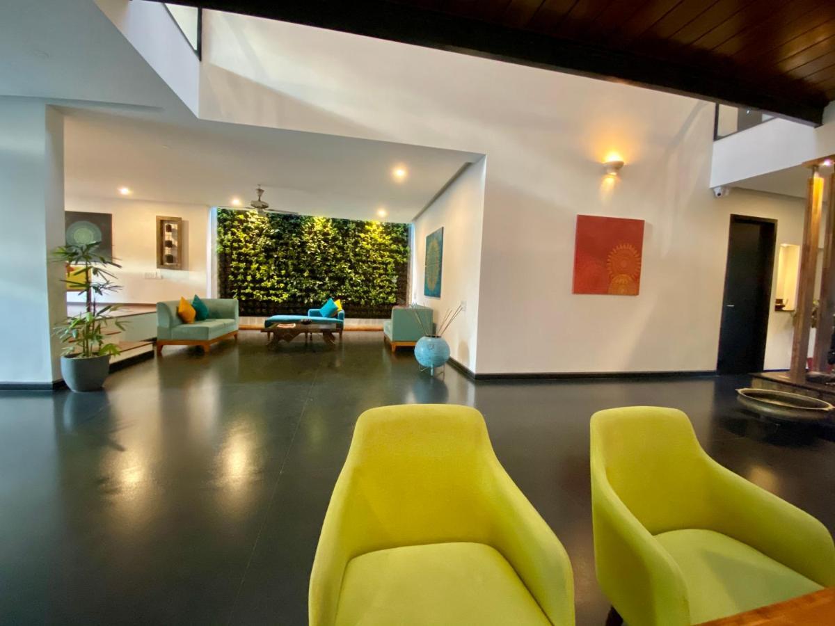 Aura Corporate Suites At Manyata Tech Park バンガロール エクステリア 写真